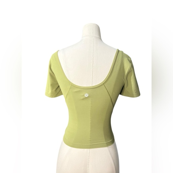Lululemon Align tee Green Slim fit Cropped length  Nulu Sz 2 - Picture 5 of 7